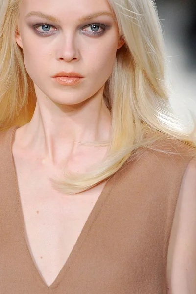 Look 22